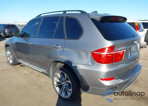 2012 BMW X5 xDrive50I z USA, uszkodzony, nr VIN 5UXZV8C59CL423305